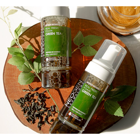 Real Fresh Foam [Green Tea], 160g - Image 4