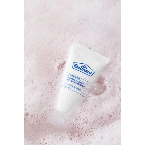 Daily Repair Cleansing Foam, 150ml - Image 2