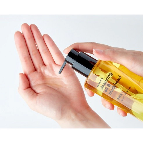 Blackhead PHA Cleansing Oil, 200ml - Image 3