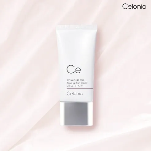 Signature Tone-up Sunscreen [SPF50+/PA++++], 50ml - Image 3