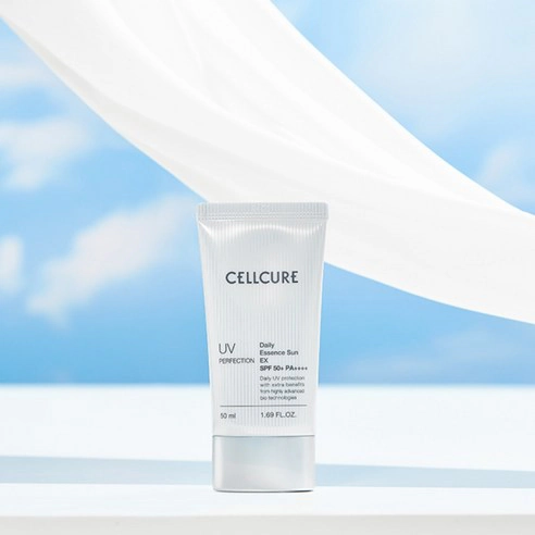 UV Perfection Daily Essence Sun EX [SPF50+/PA++++], 60ml - Image 2