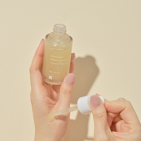 Vita Capsule Luminous Serum, 45ml - Image 5