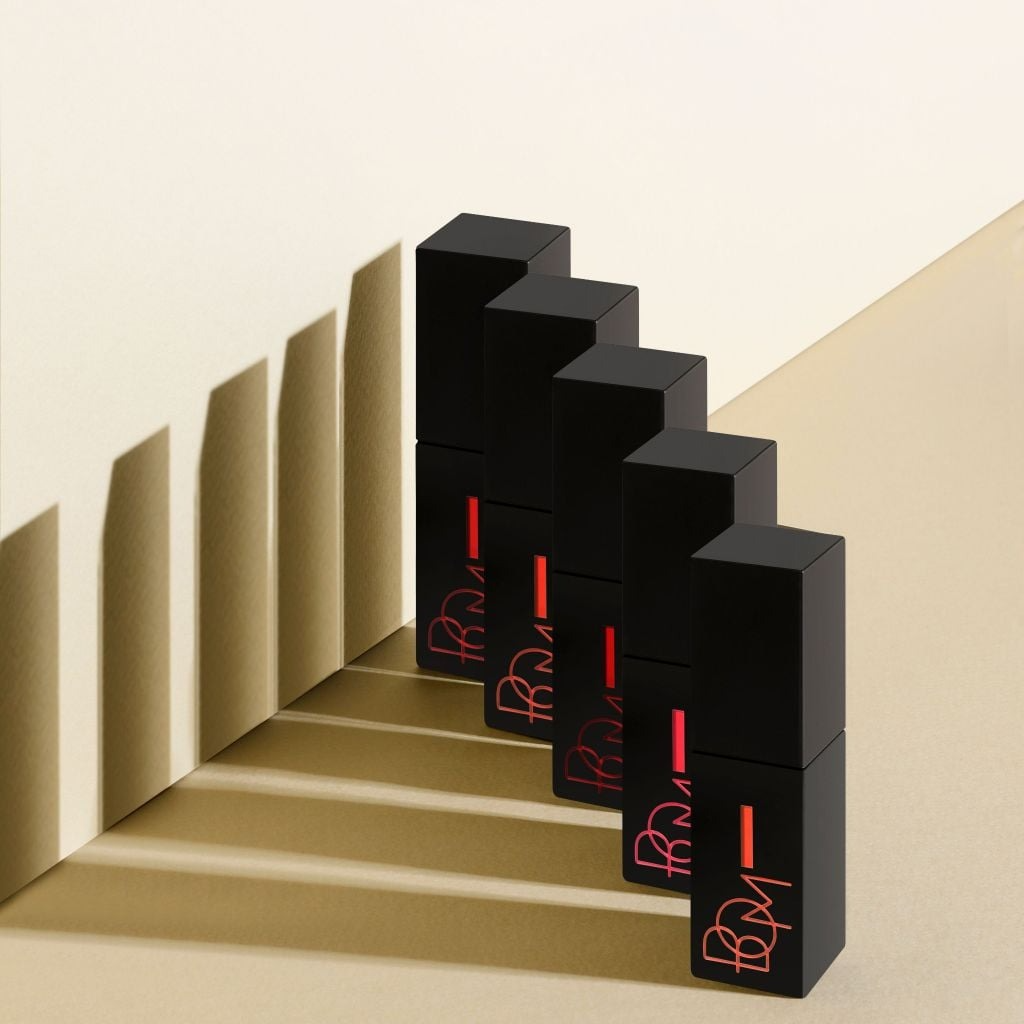 Matt Holic Tint, 8.5g, 102 Vampire Red, 1pack - Image 3