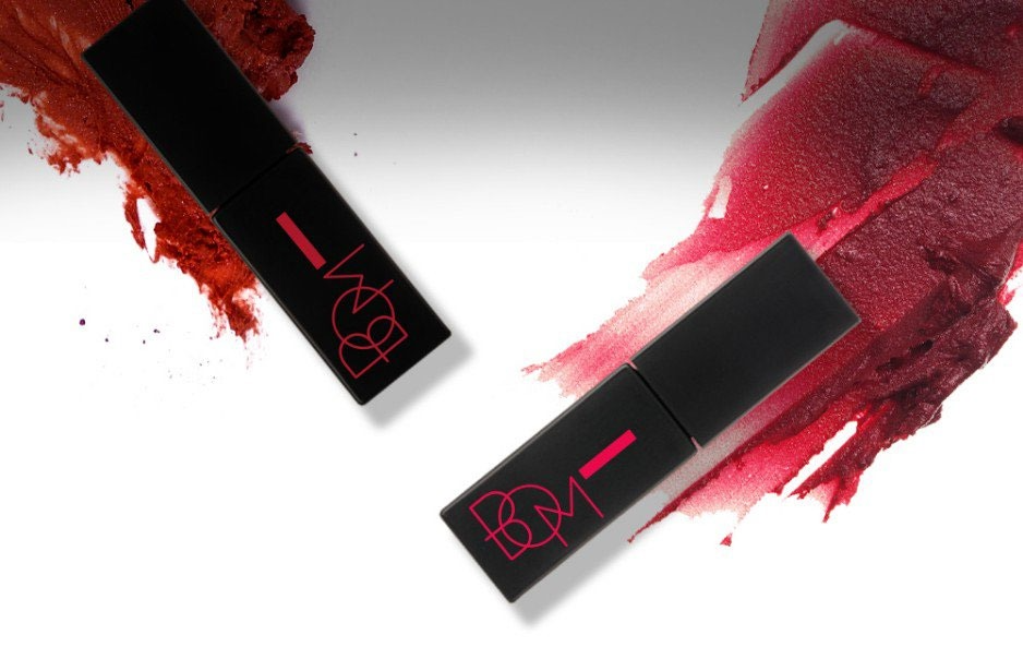 Matt Holic Tint, 8.5g, 102 Vampire Red, 1pack - Image 2