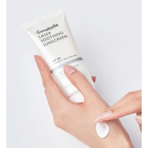 Laser Soothing Sunscreen [SPF50+/PA+++] - Image 3
