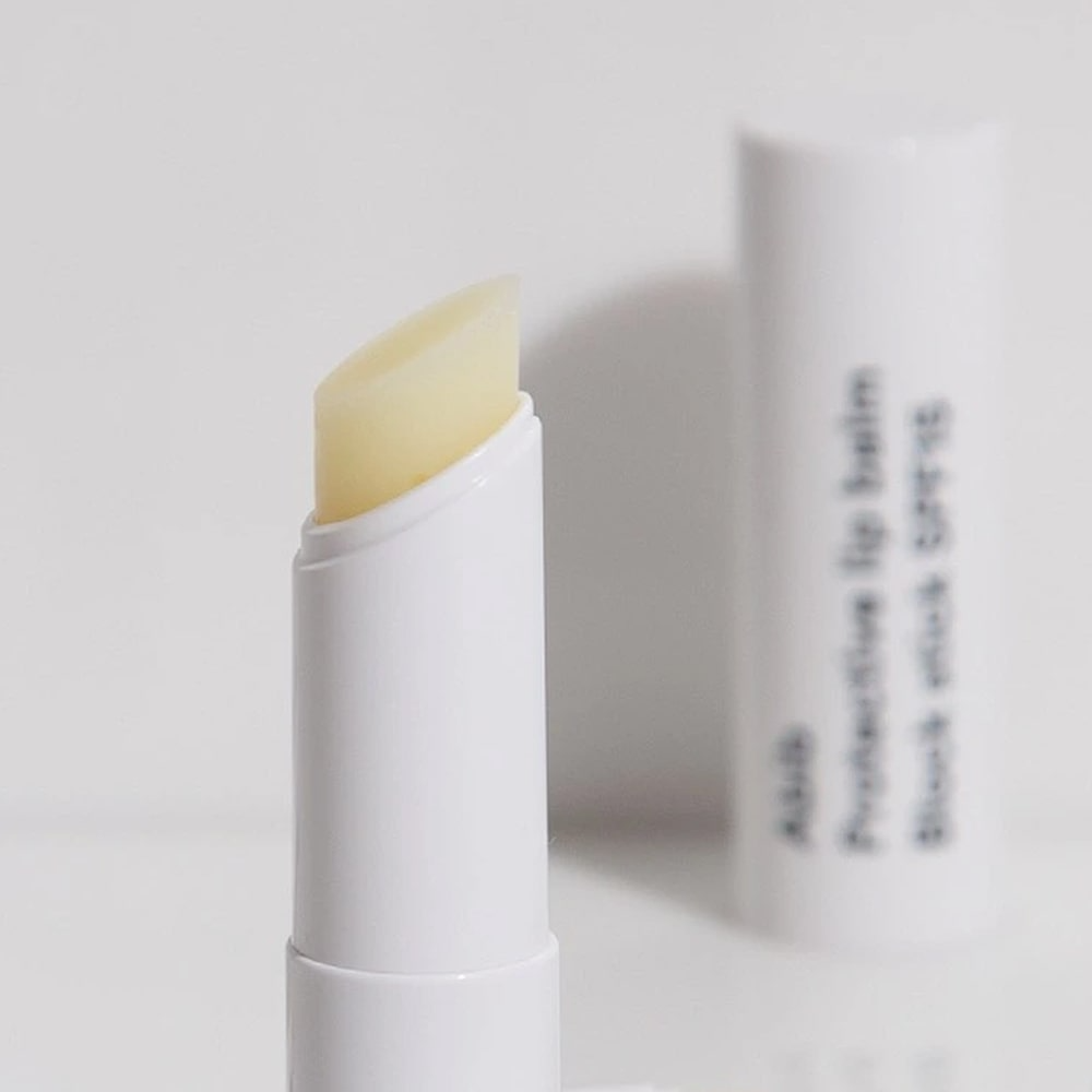 Protective Lip Balm Block Stick [SPF15], 3.3g - Image 3
