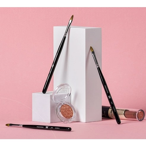 355 Lip Brush, 1pack - Image 4