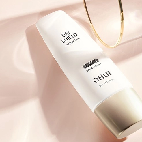 Day Shield Perfect Sun Black [SPF50+/PA++++], 50ml, 1ea - Image 2