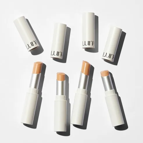 Pro Perfecting Stick Concealer [SPF27/PA++], 6g, 01 Light Beige, 1pack - Image 2