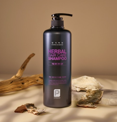 Professional Herbal Hair Care Shampoo, 1,000ml, 1pack - Image 2