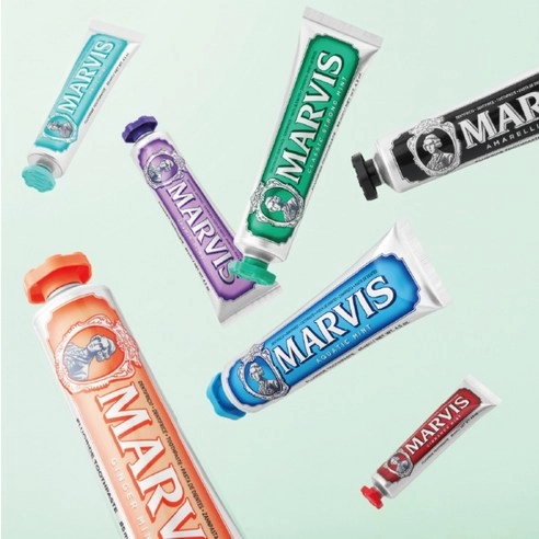Classic Strong Mint Toothpaste - Image 2
