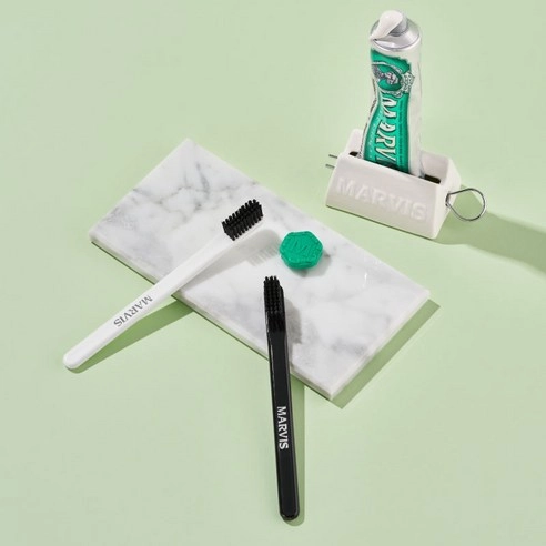 White Soft Toothbrush - Image 5