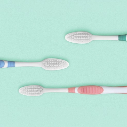 Dual Ultra-Fine Bristle Toothbrush - Image 4