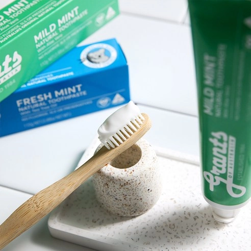 Fresh Mint Natural Toothpaste (with Tea Tree Oil) - Image 4
