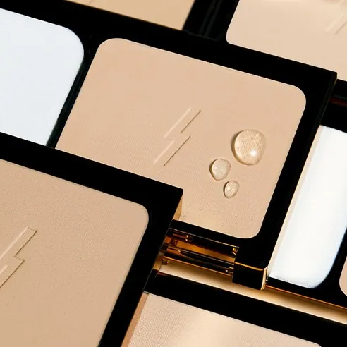 Coverstay Skin Cover Powder Pact, 10.5g, 02 Soft Beige, 1pack - Image 2