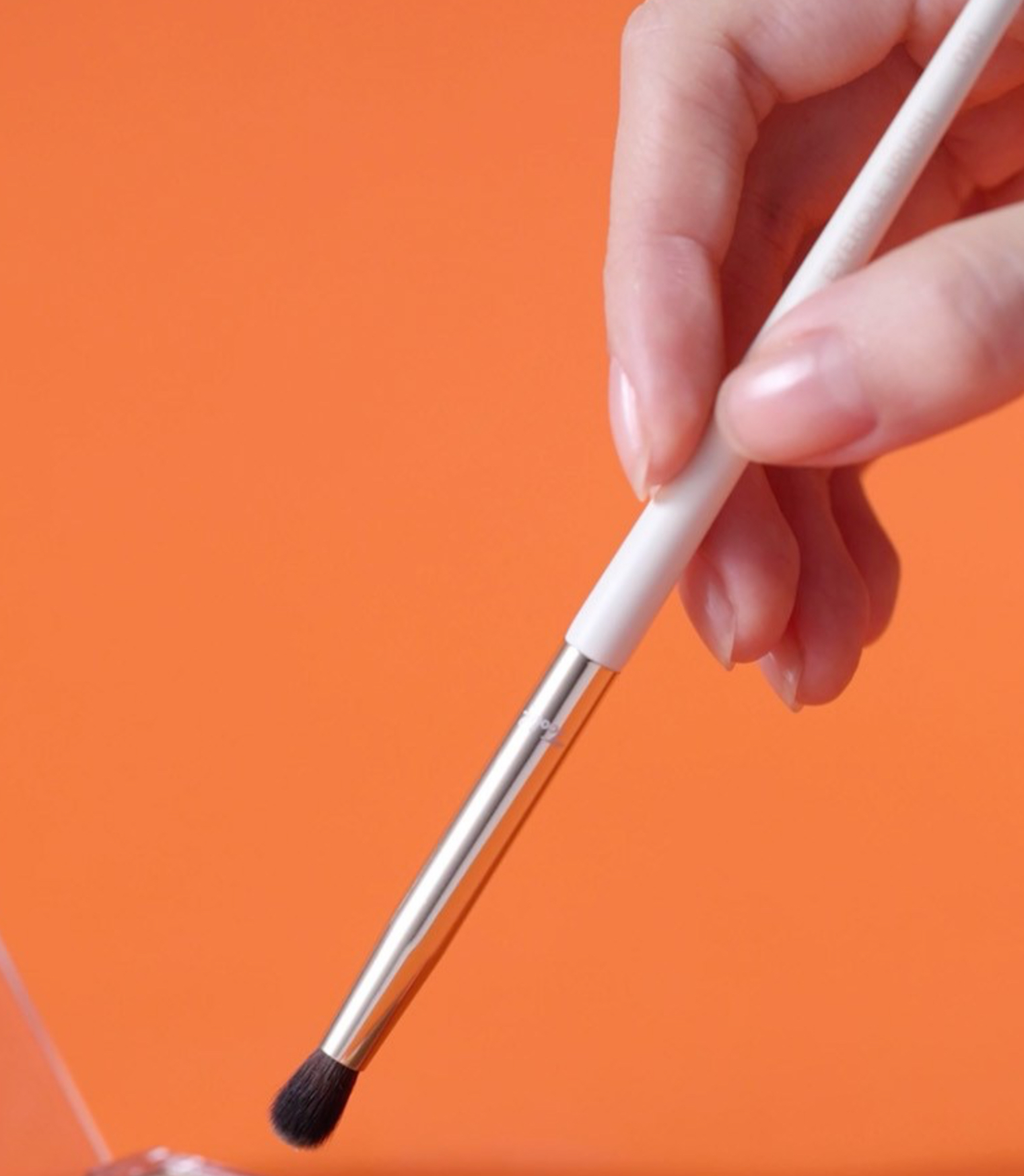 Eye Hole Brush, 1pack - Image 3