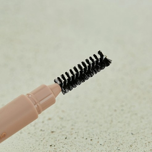Artist Touch Brow Duo, 0.6g, 01 Cocoa Brown, 1pack - Image 4
