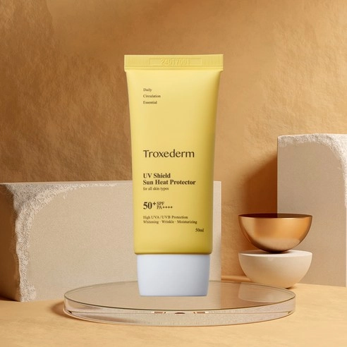 UV Shield Sun Heat Protector [SPF50+/PA++++], 50ml, 1pack - Image 4