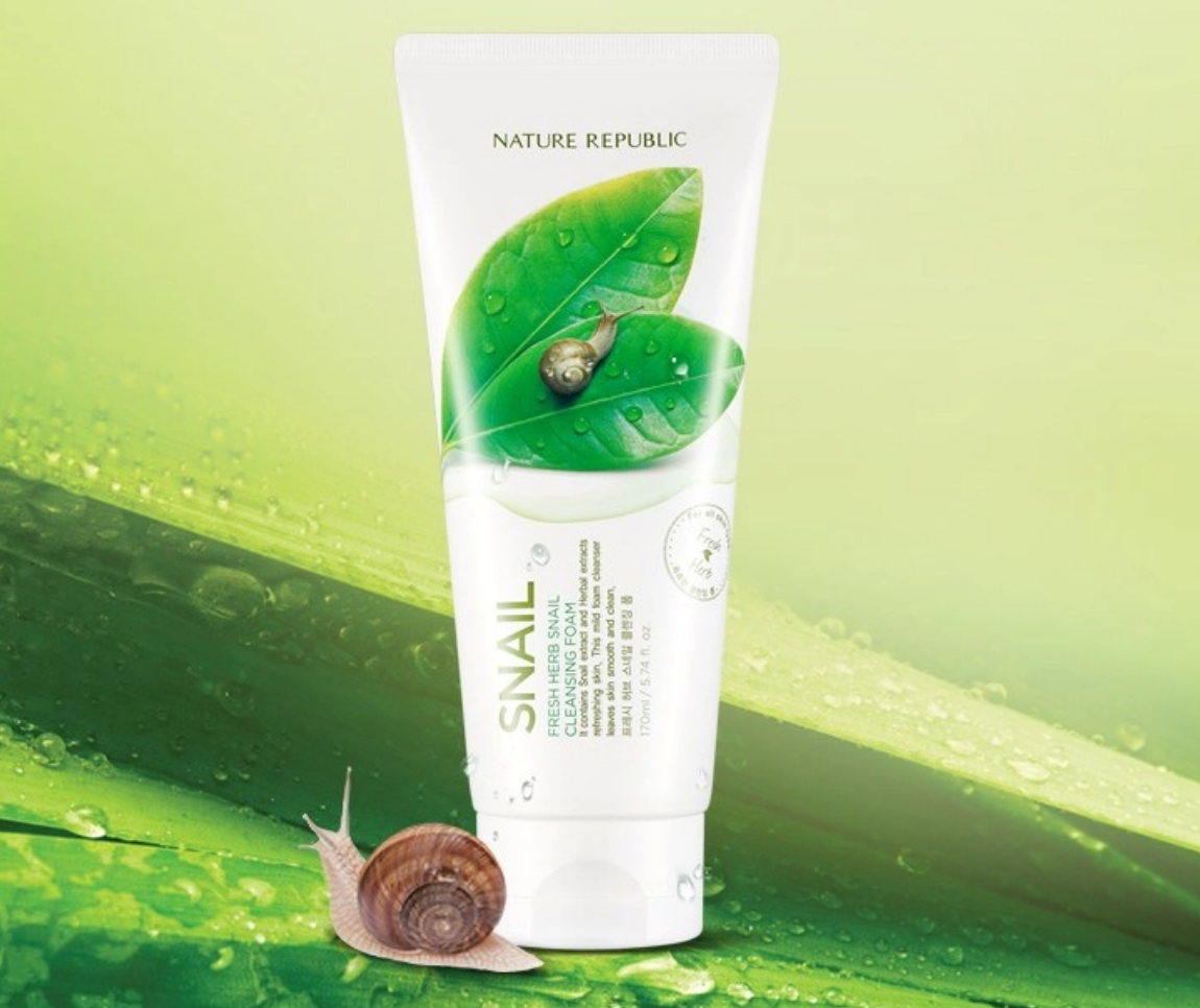 Fresh Herb Snail Cleansing Foam, 170ml - Image 2