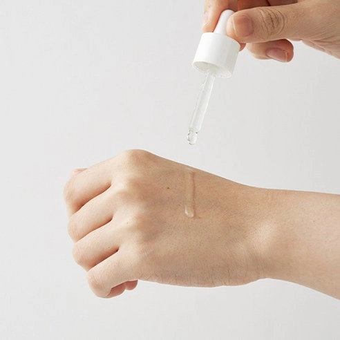 PHA Clear Skin Perfecting Ampoule - Image 3