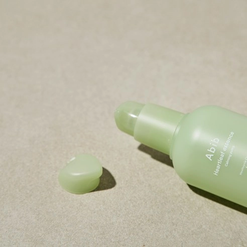 Heartleaf Essence Calming Pump - Image 3