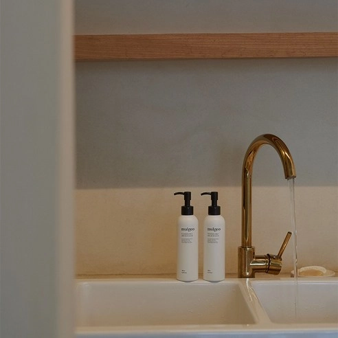 Cleansing Milk - Image 5