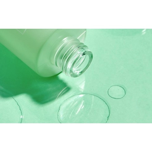 Aloe Moist Calming Toner - Image 3