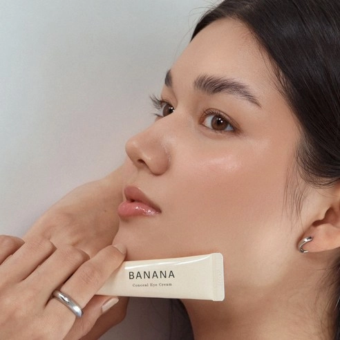 Banana Conceal Eye Cream - Image 3