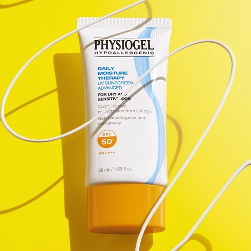 Daily Moisture Therapy UV Sunscreen - Image 3