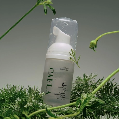 Lacto Damask Rose Feminine Cleansing Foam - Image 2