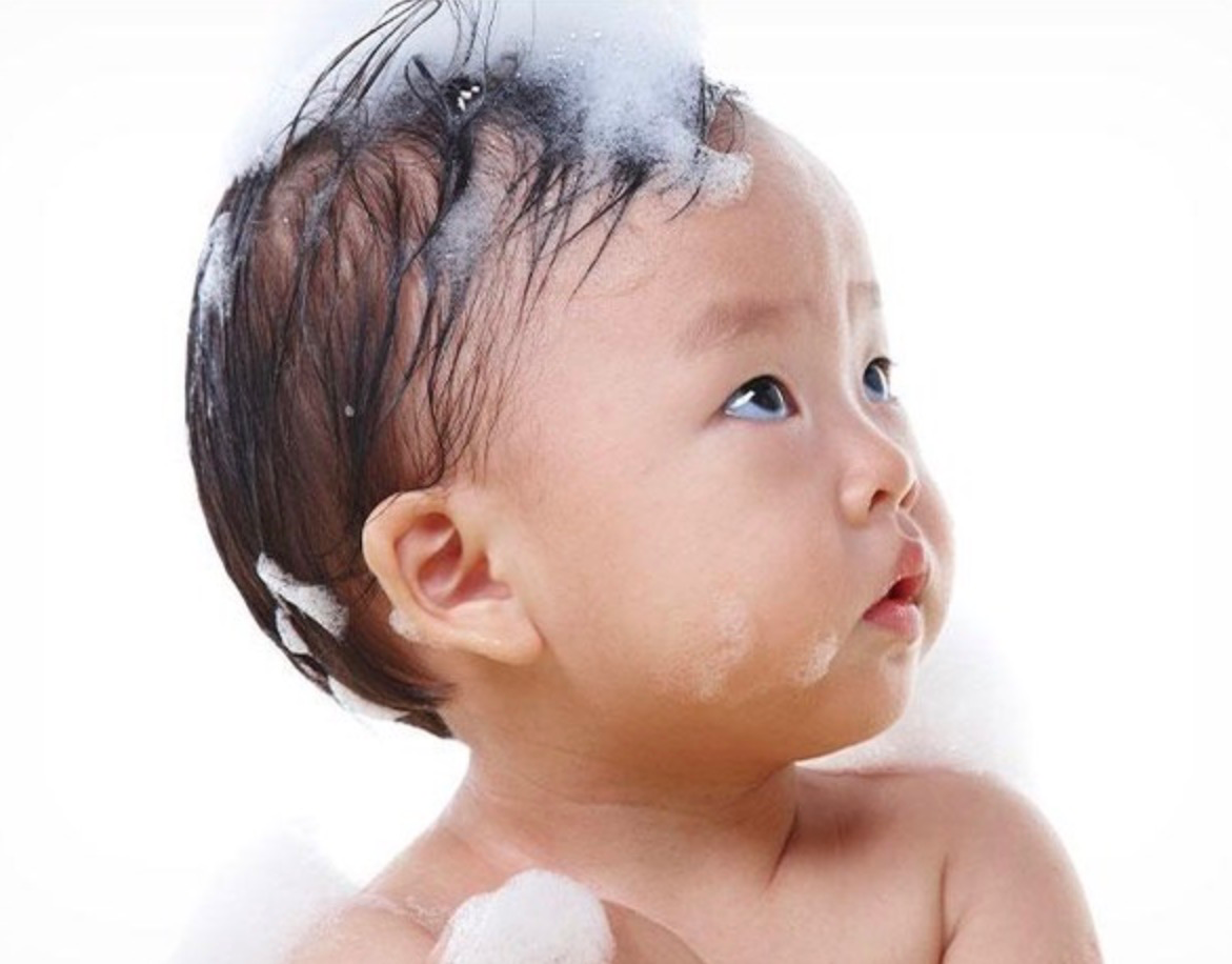 Moisture Balancing Top to Toe Wash, 330ml, 1pack - Image 3