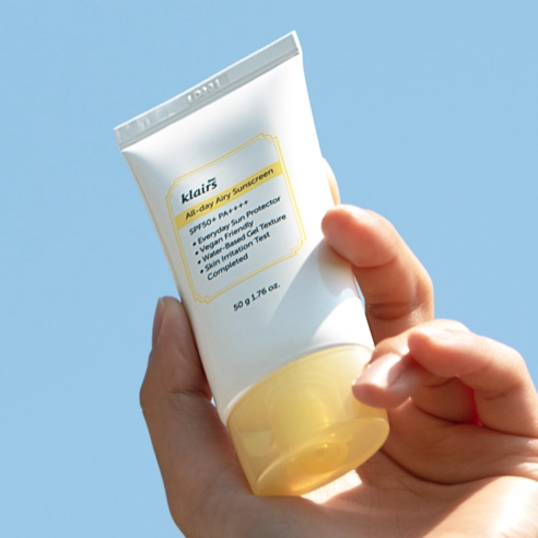 All Day Airy Sunscreen [SPF50+/PA++++] - Image 3