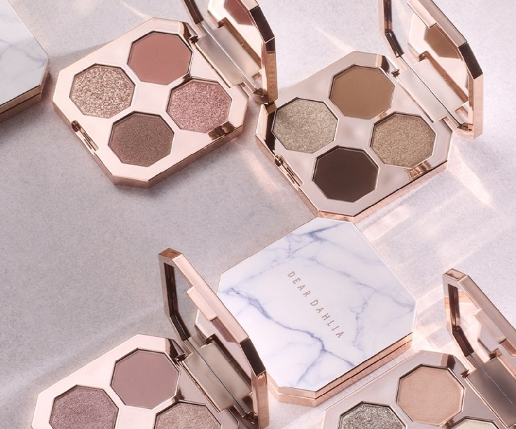 Dream Velvet Eye Shadow Palette, 5.1g, 01 Moonlit Desert, 1pack - Image 2