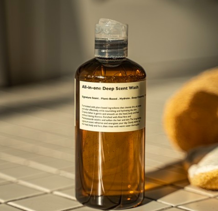 All-in-One Deep Scent Wash, 300ml, 1pack - Image 2