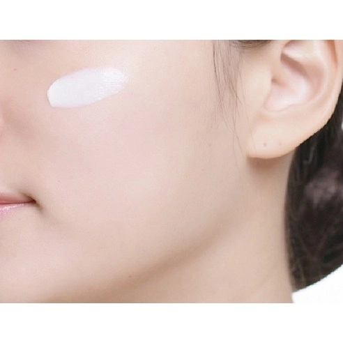 Urban Shade Derma Panthenol 5 Moisture Barrier Sun [SPF50+/PA++++], 40ml, 1pack - Image 6