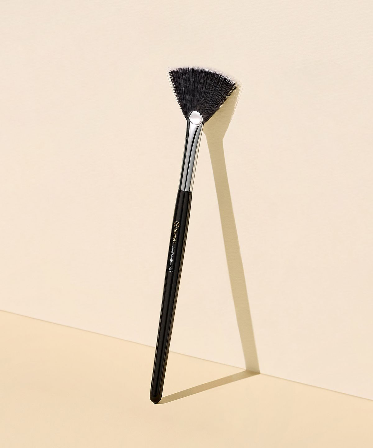 Small Fan Brush 463, 1pack - Image 2