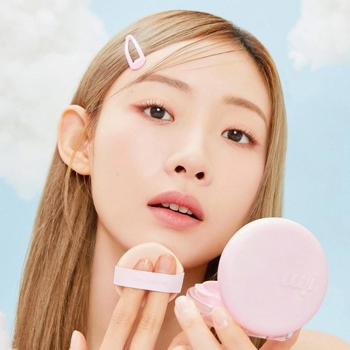 Wonder Velvet Lasting Cushion [SPF50+/PA+++], 15g, 02 Beige, 1pack - Image 4