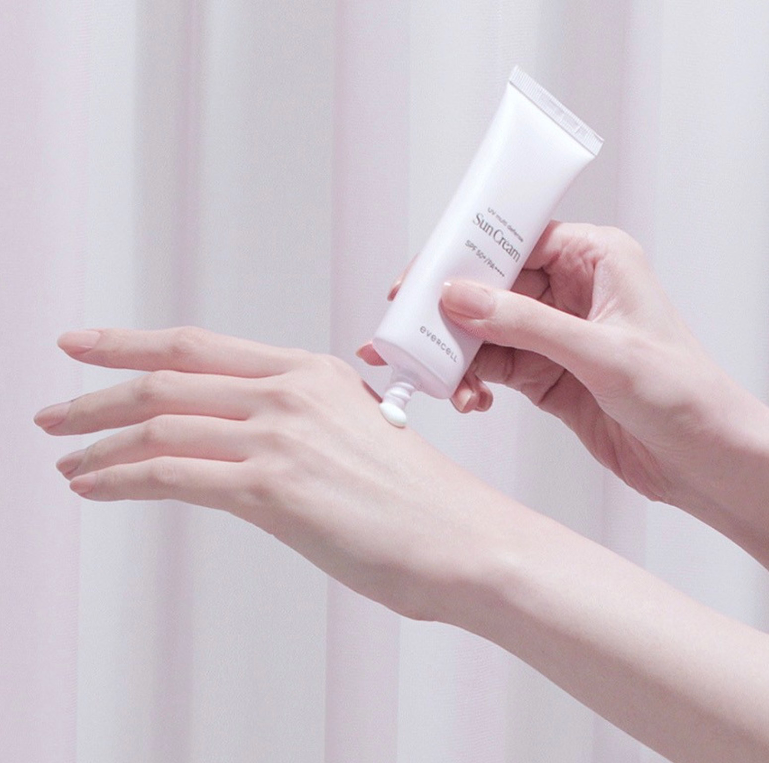 UV Multi Defense Sun Cream, 45ml, 1pack - Image 2