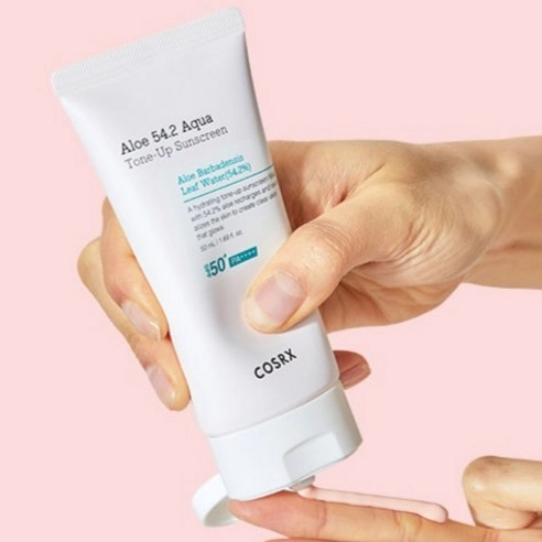 Aloe 54.2 Aqua Tone-Up Sunscreen [SPF50+/PA++++], 50ml - Image 2