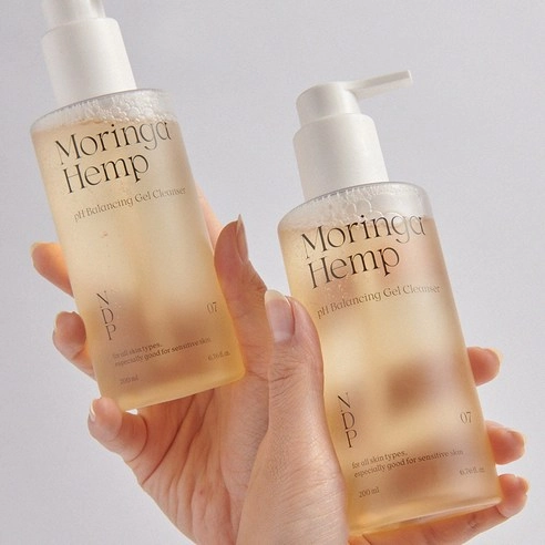Hemp pH Balancing Gel Cleanser - Image 3