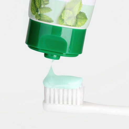 Herb Toothpaste - Image 3