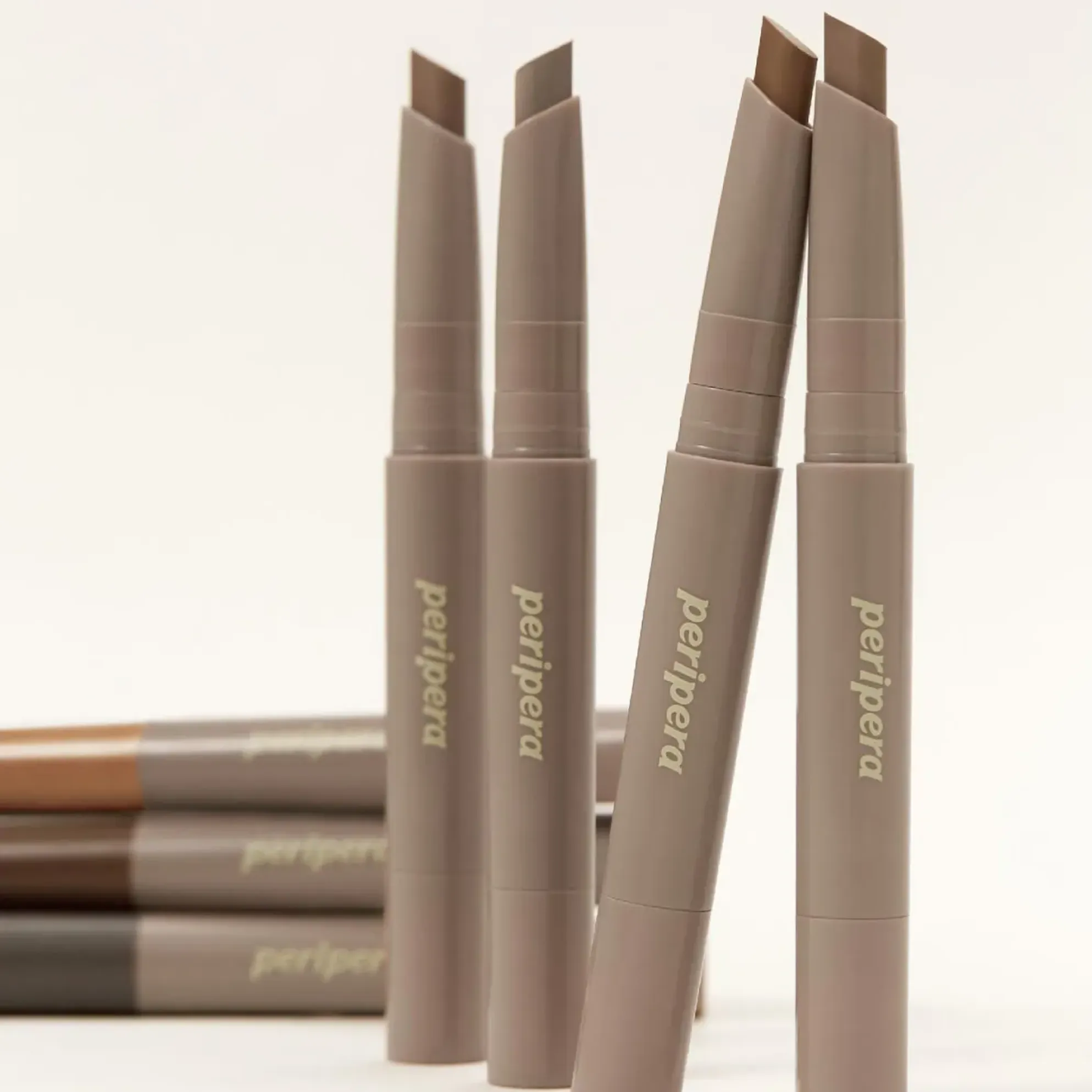 Shading Blending Stick, 0.6g, 03 Grayish Cool, 1pack - Image 2