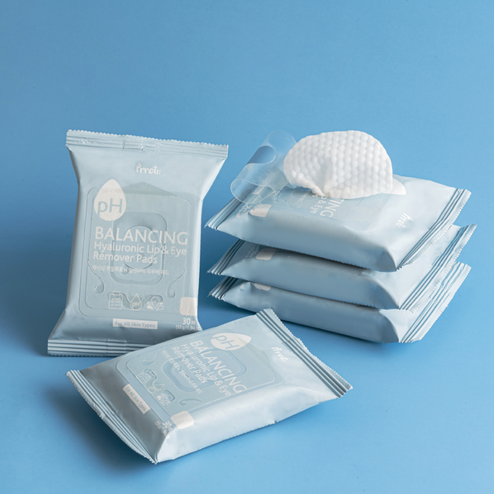 pH Balancing Hyaluronic Lip & Eye Remover Pads - Image 2