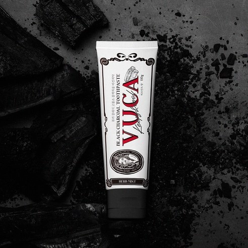 Classic Black Charcoal Toothpaste [Herb Mint Scent] - Image 3