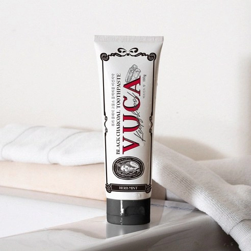 Classic Black Charcoal Toothpaste [Herb Mint Scent] - Image 5