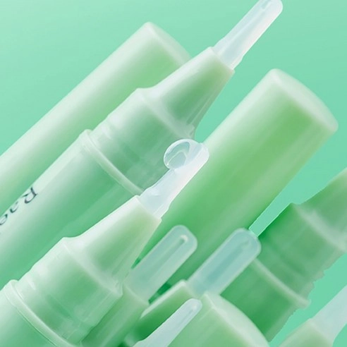 Miracle Clear Soothing Spot Gel - Image 2