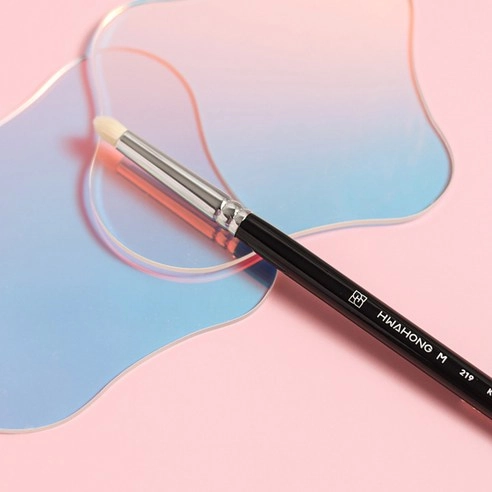 219 Eyeshadow Brush, 1pack - Image 3
