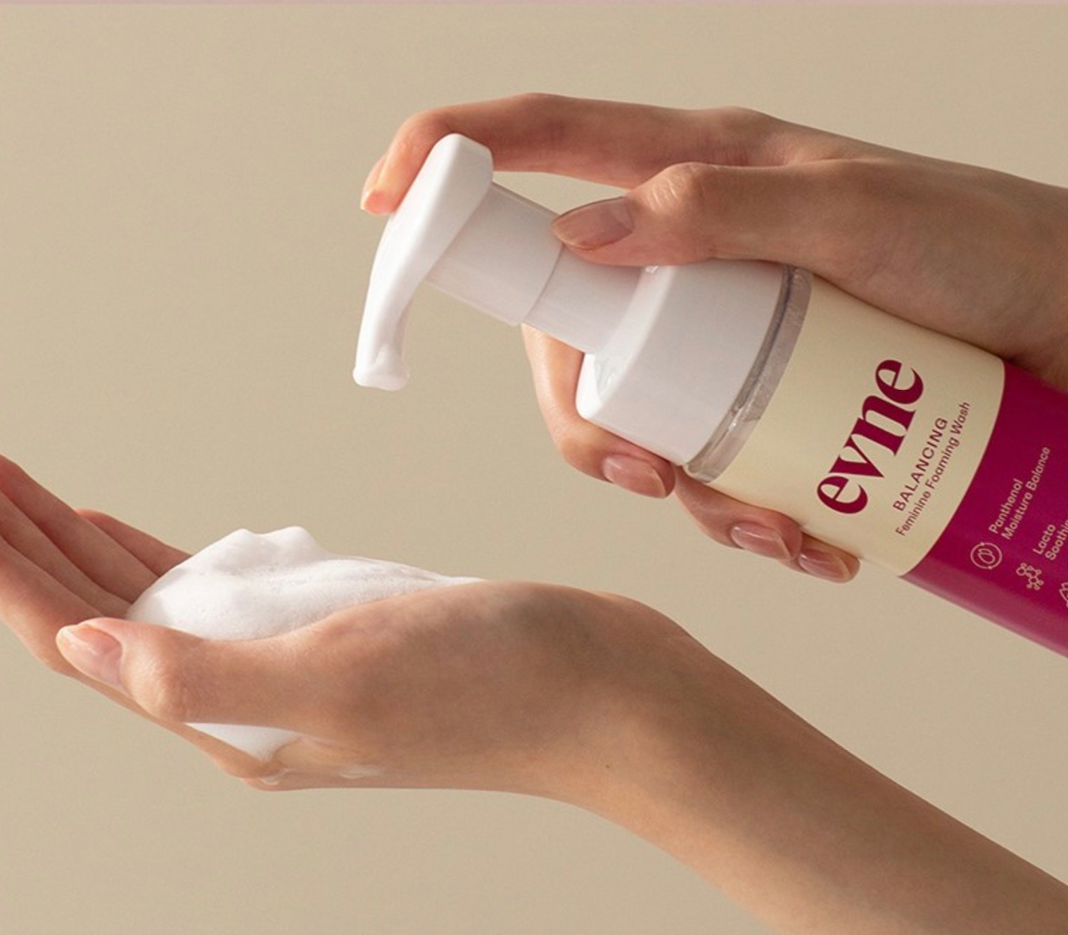 Balancing Feminine Cleansing Foaming Wash, 150ml, 1pack - Image 3