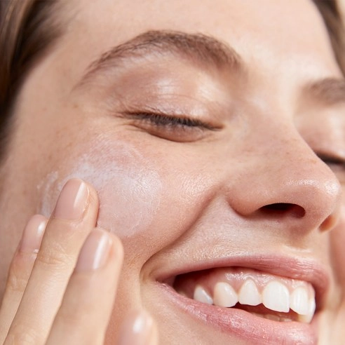 Hydra-10 Moisturising Fluid, 40ml, 1pack - Image 6