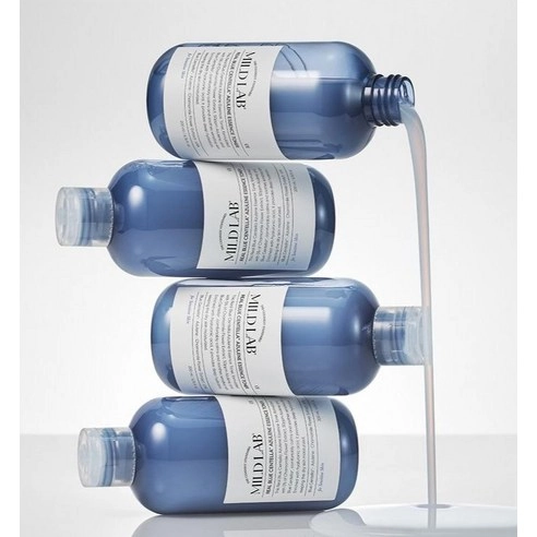 Real Blue Centella Azulene Essence Toner - Image 2